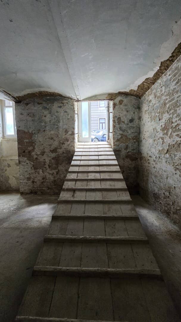 Dry storage space, 1 large room