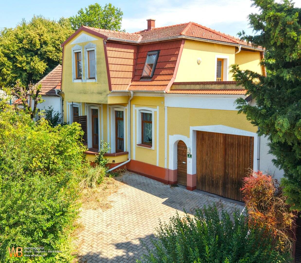 Beste Lage Neusiedl am See: 3 Terrassen, 10 Zimmer, 230m² Wohnnutzfläche, Garten &amp; Seeblick