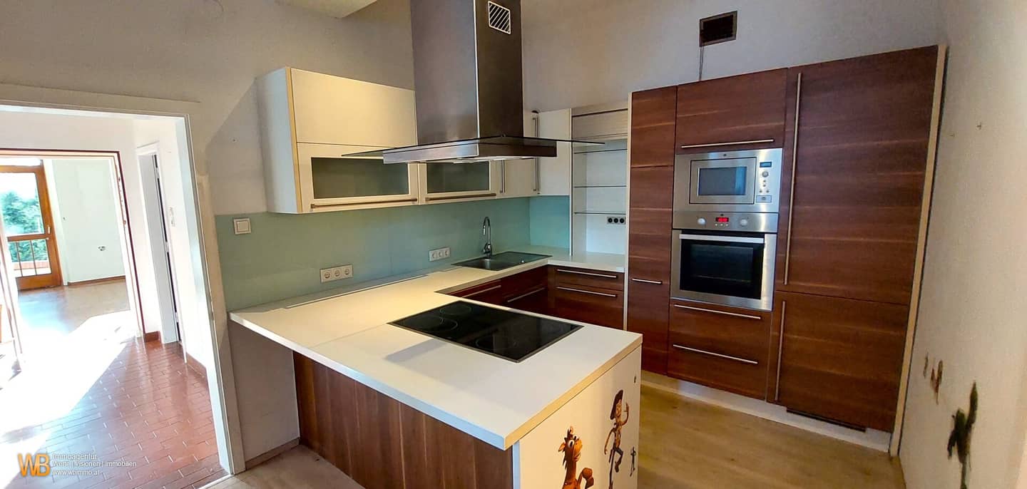 Beste Lage Neusiedl am See: 3 Terrassen, 10 Zimmer, 230m² Wohnnutzfläche, Garten &amp; Seeblick