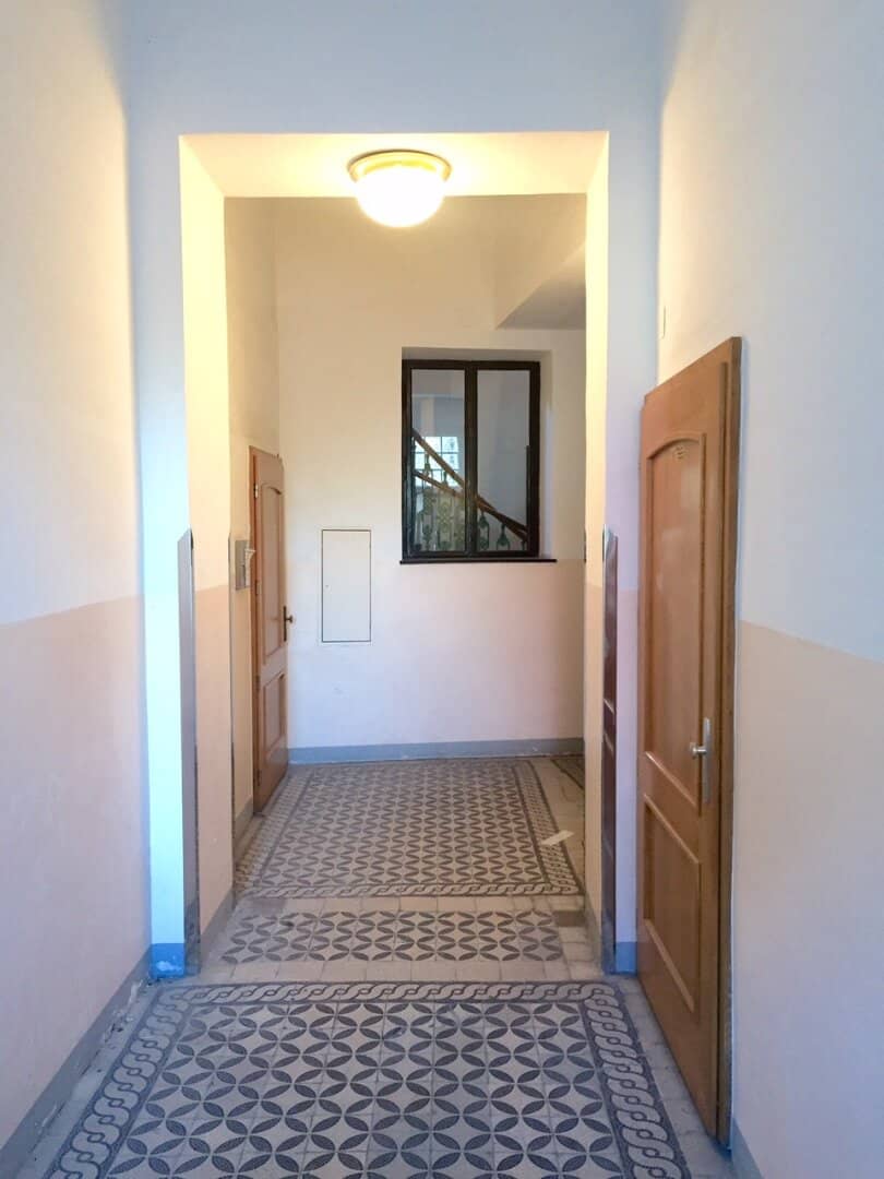 Magnificent classic Viennese Altbau office with 3 rooms, SONNWEND-VIERTEL near HAUPTBAHNHOF