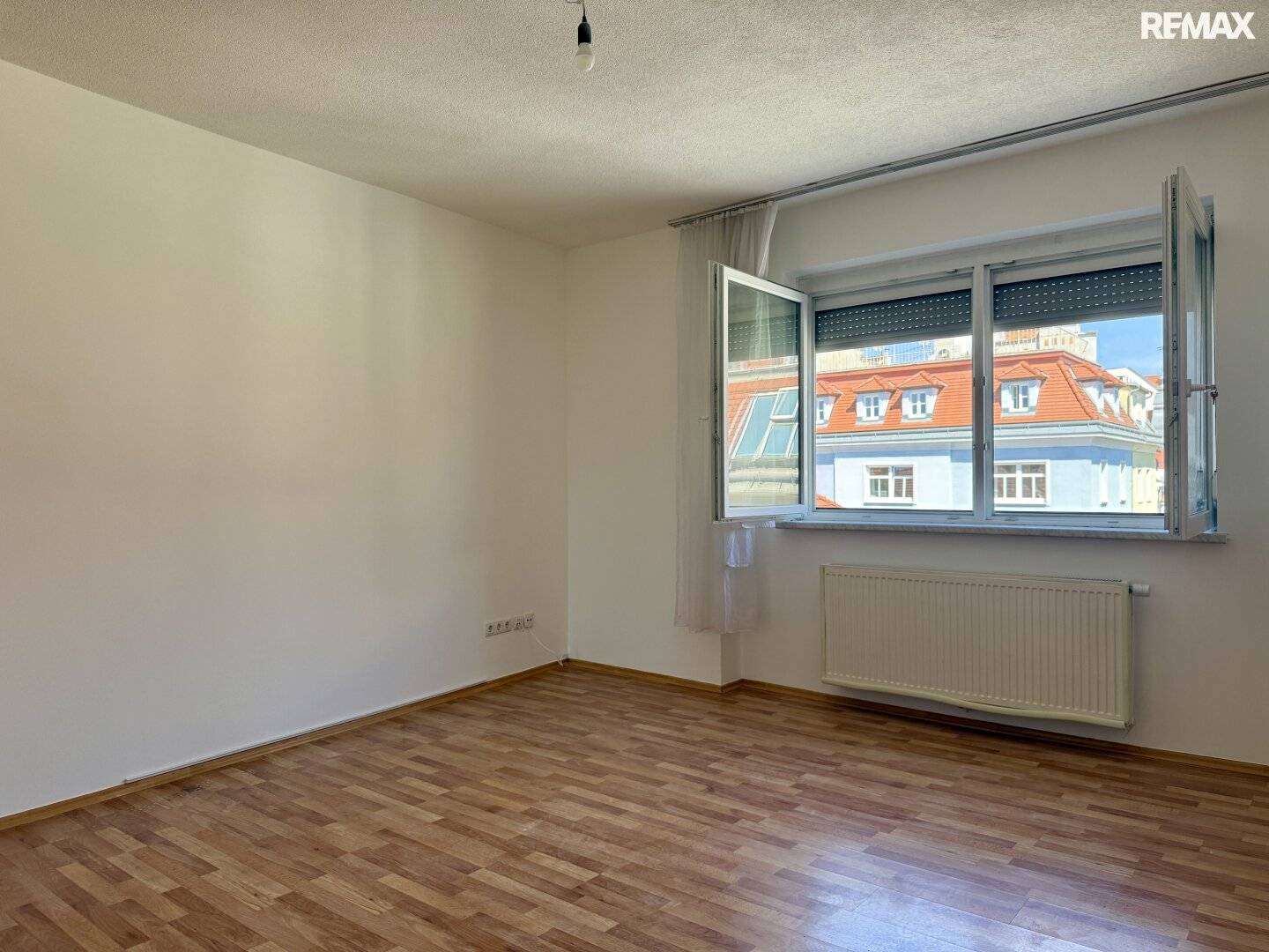 Domblick – helle 3Z-Wohnung auf ca. 82m² Wfl. inkl. anmietbarem Parkplatz zu kaufen!