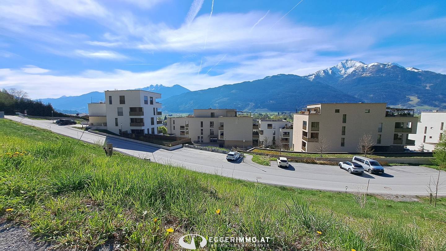 Exklusives Baugrundstück in Zell am See mit bewilligter Planung für ein Zweifamilienwohnhaus – sofort realisierbar!