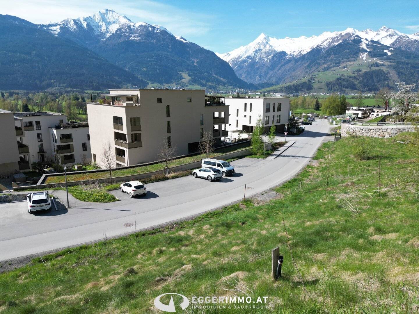 Exklusives Baugrundstück in Zell am See mit bewilligter Planung für ein Zweifamilienwohnhaus – sofort realisierbar!