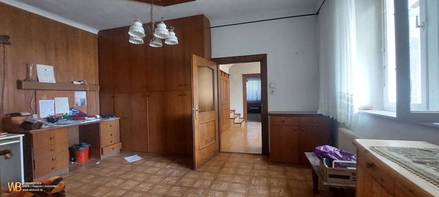 Über 300m² Wohnfläche &amp; Nutzfläche in Ruhelage