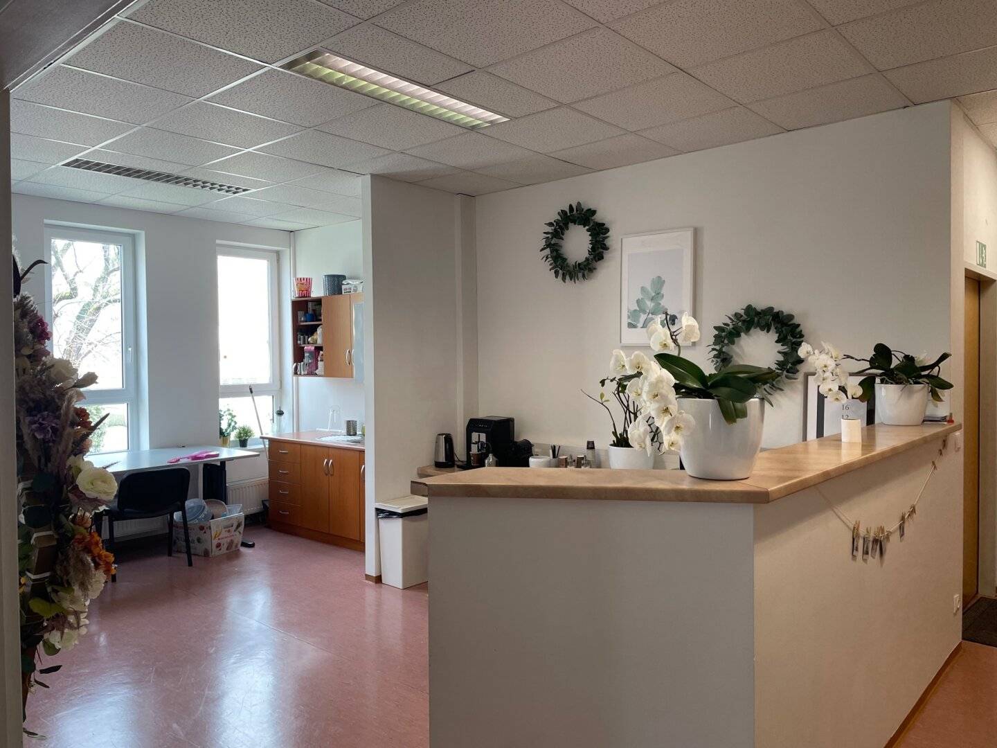267m² versatile office space