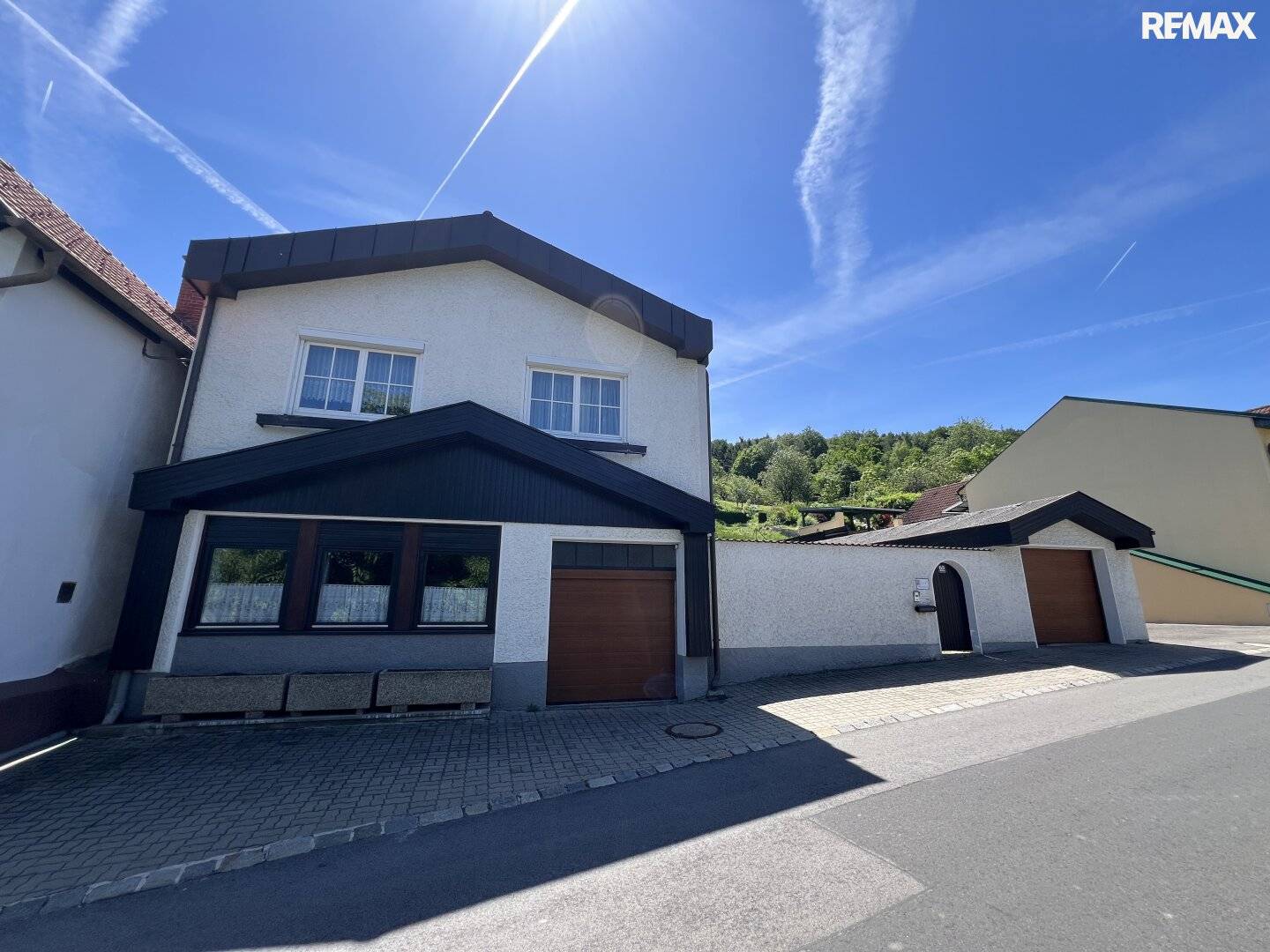 Burgblick: Charmantes Einfamilienhaus mit Garten, Terrasse und Wellnessbereich in Forchtenstein