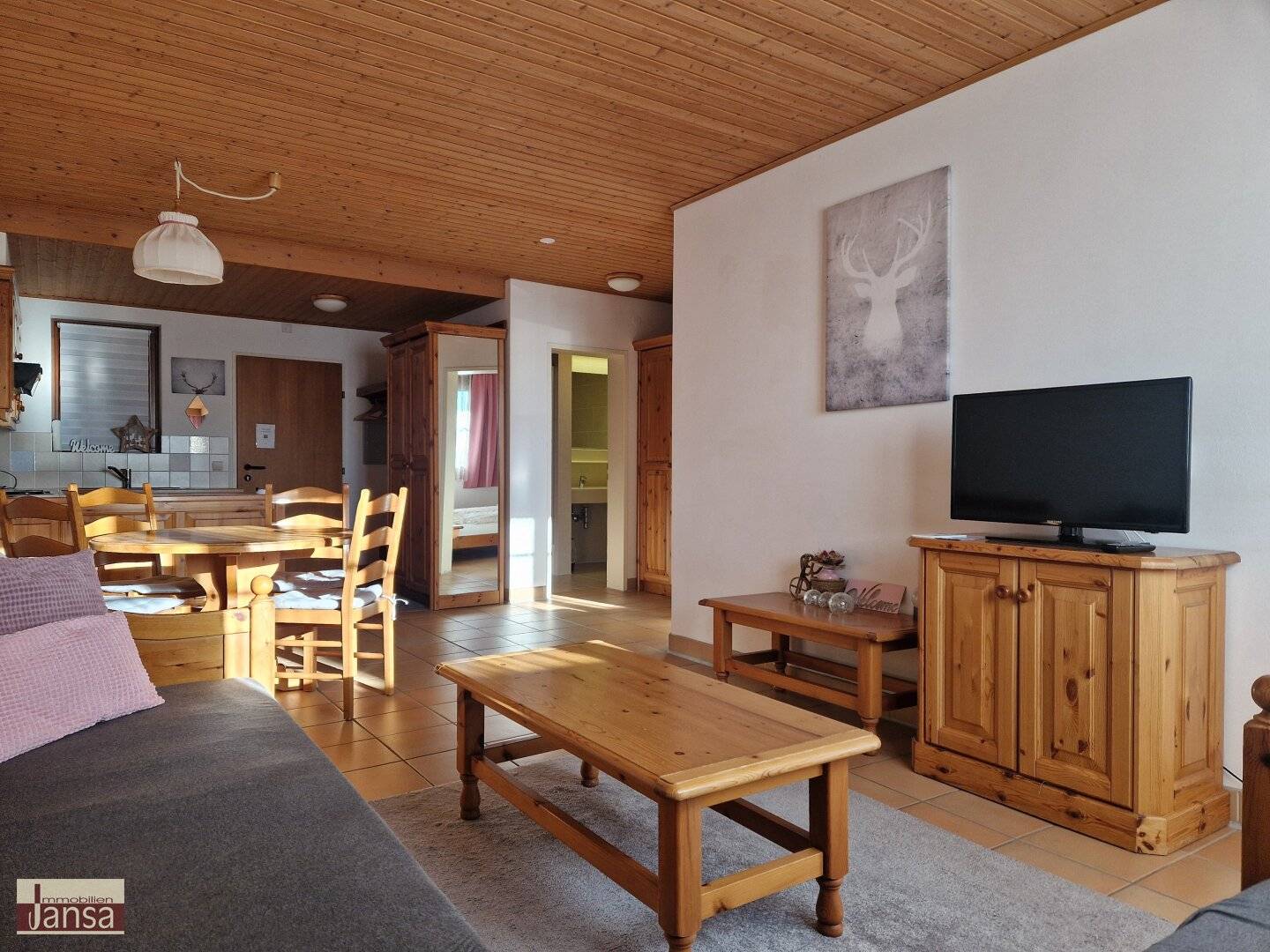 Zweizimmer-Ferienwohnung mit sonniger Terrasse zum genießen und vermieten