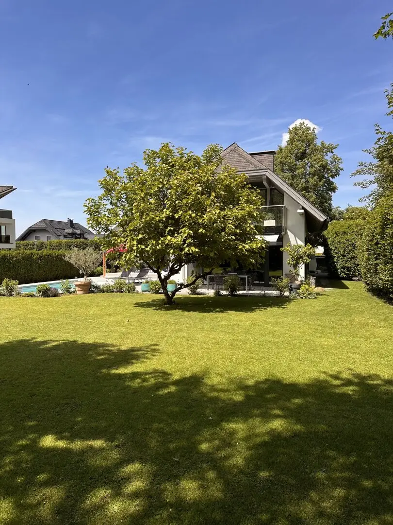 SALZBURG/ANIF: Exklusive Villa mit Pool in Bestlage