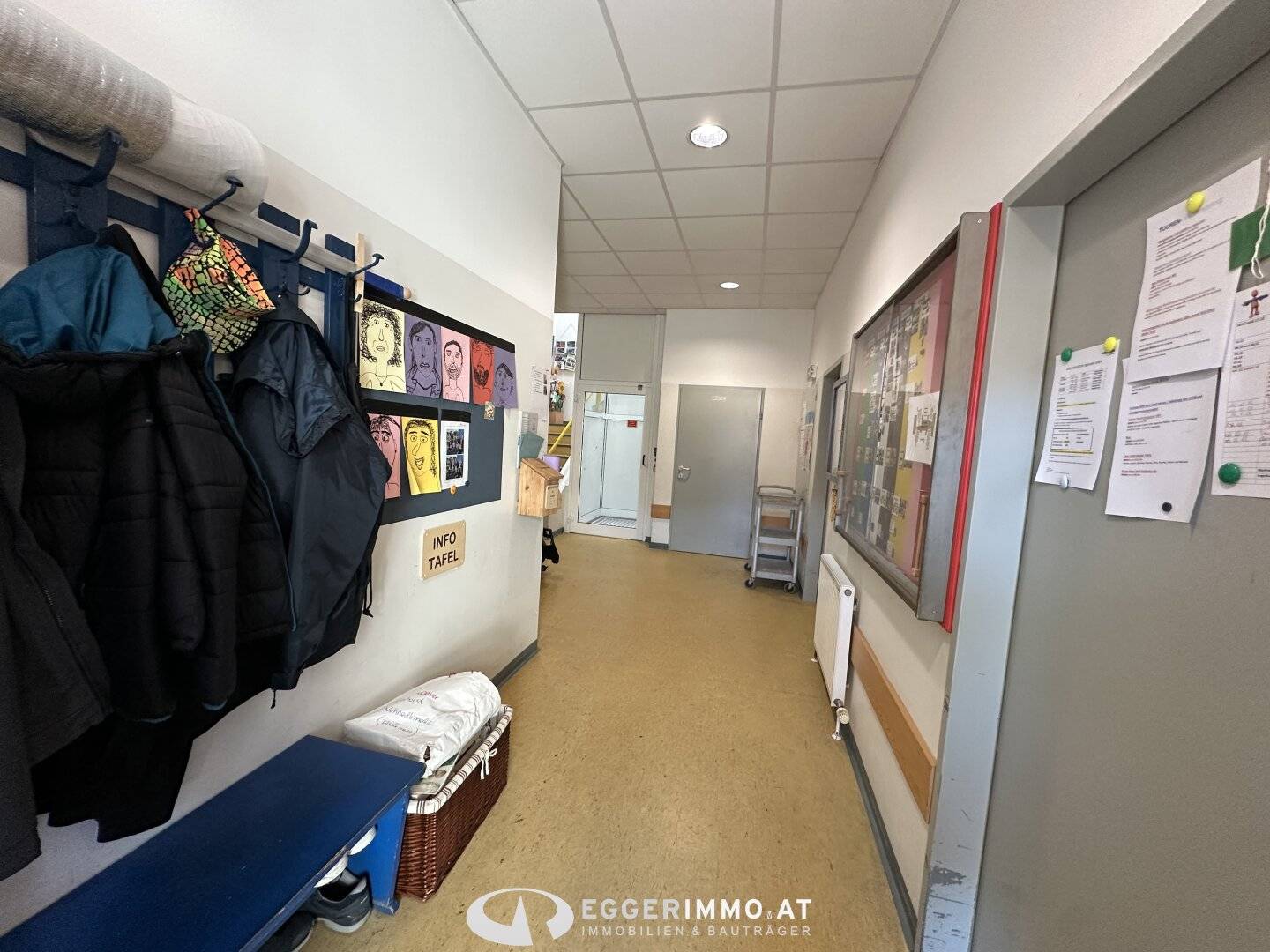 Spacious office space / training space in Saalfelden for rent | parking | garden