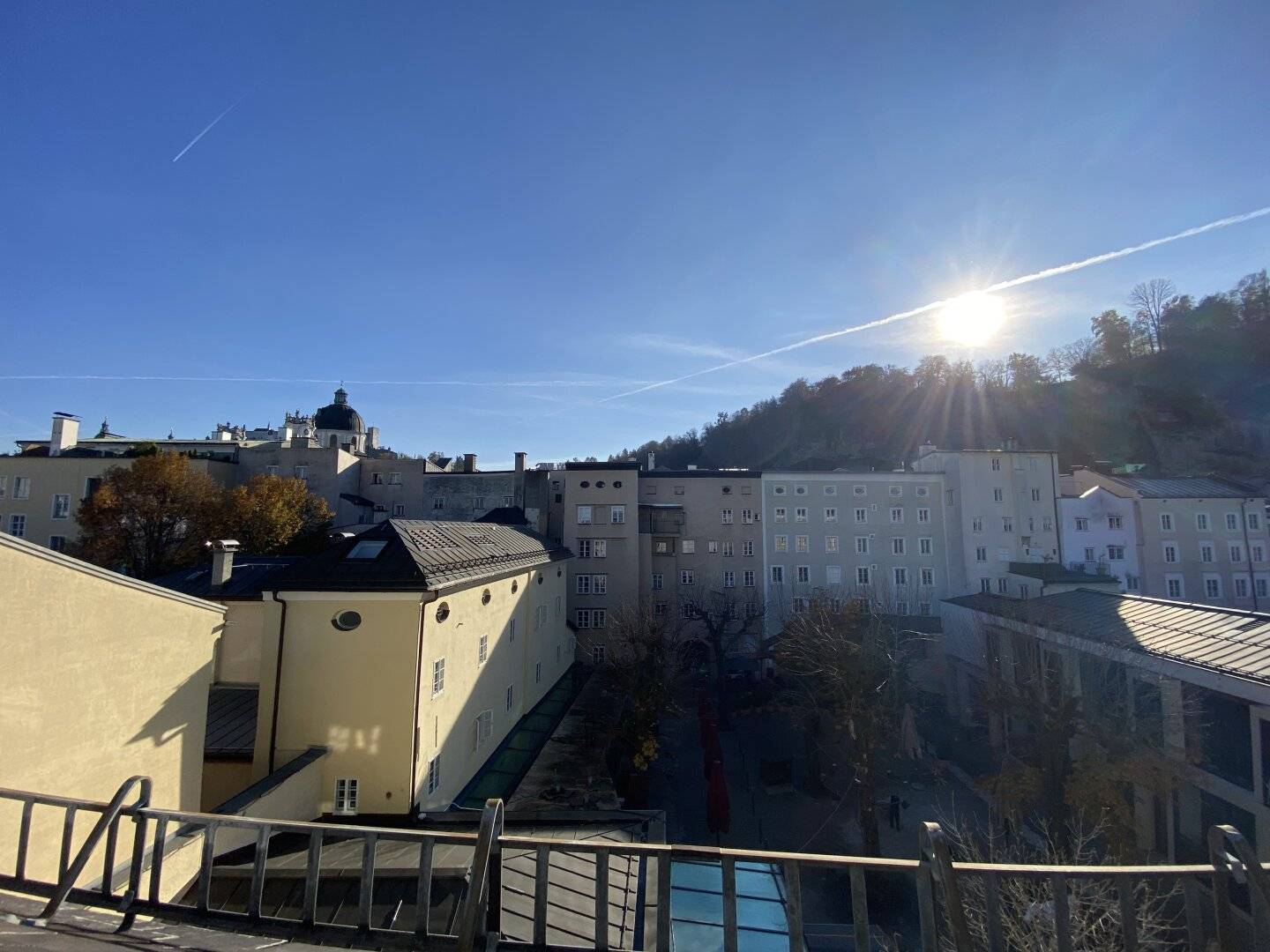 Lichtdurchflutete Dachgeschosswohnung im Herzen der Altstadt!