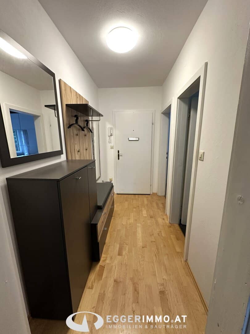 5753 Saalbach: Secondary residence ! Off to the slopes !! furnished holiday apartment approx. 42m², separate bedroom, sunny balcony, indoor pool, parking