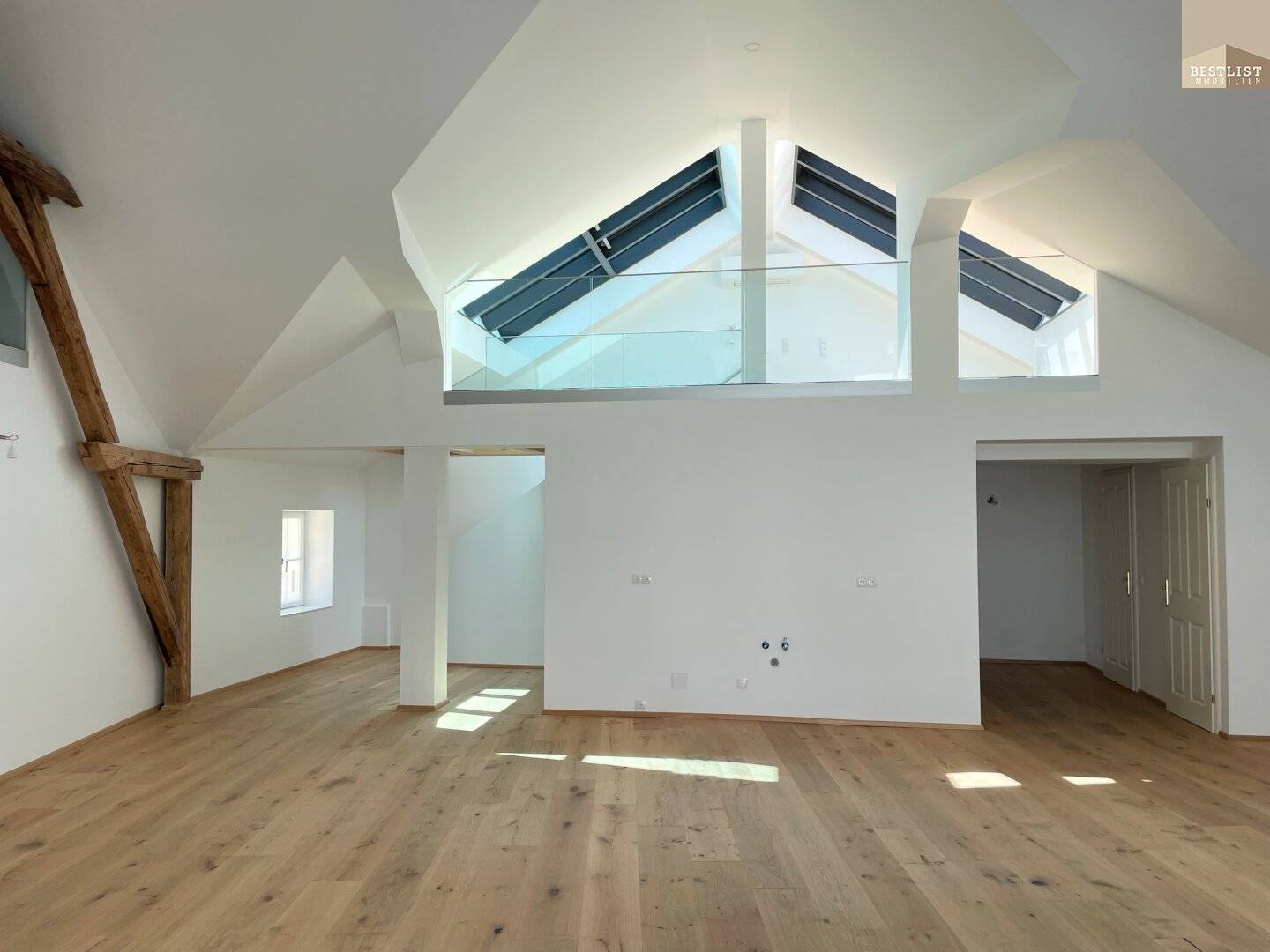 Exclusive roof terrace apartment in the heart of Baden for rent - first occupancy