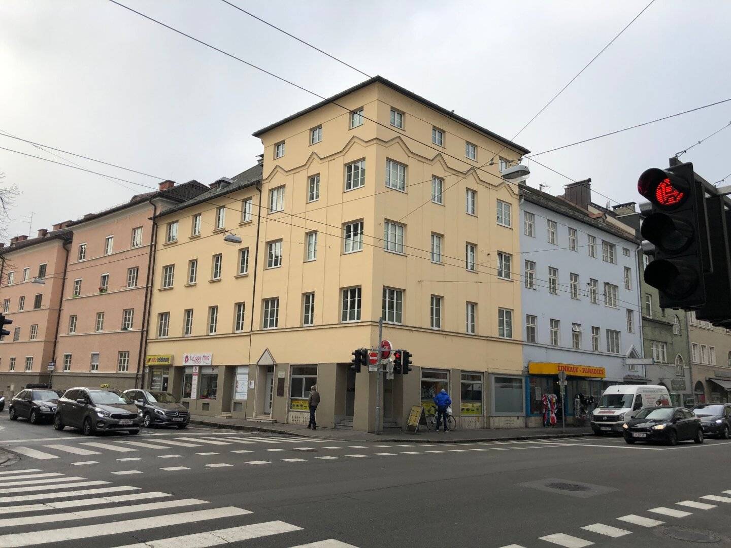 Unfinished attic with building permit in Salzburg city centre