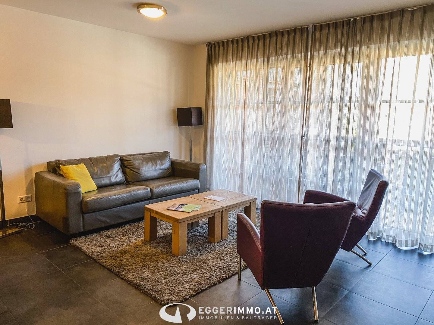 Modern buy to let apartment in very central location of Kaprun, wellness area, pool, fantastic view