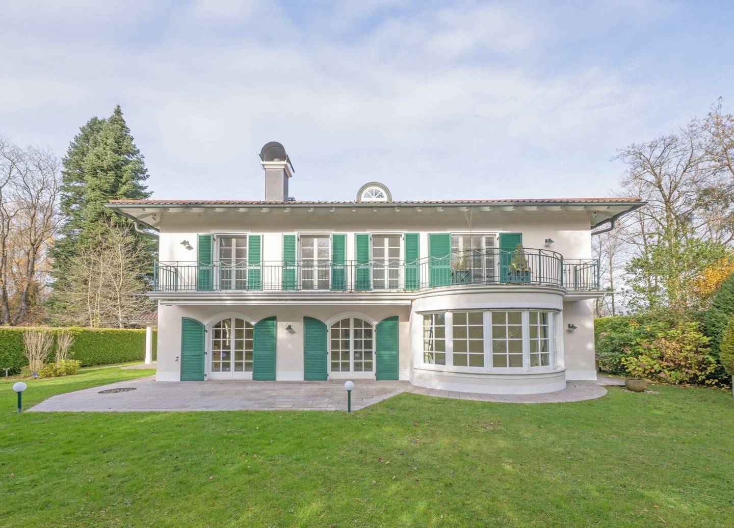 Morzg: Charmante Villa in ruhiger Lage!
