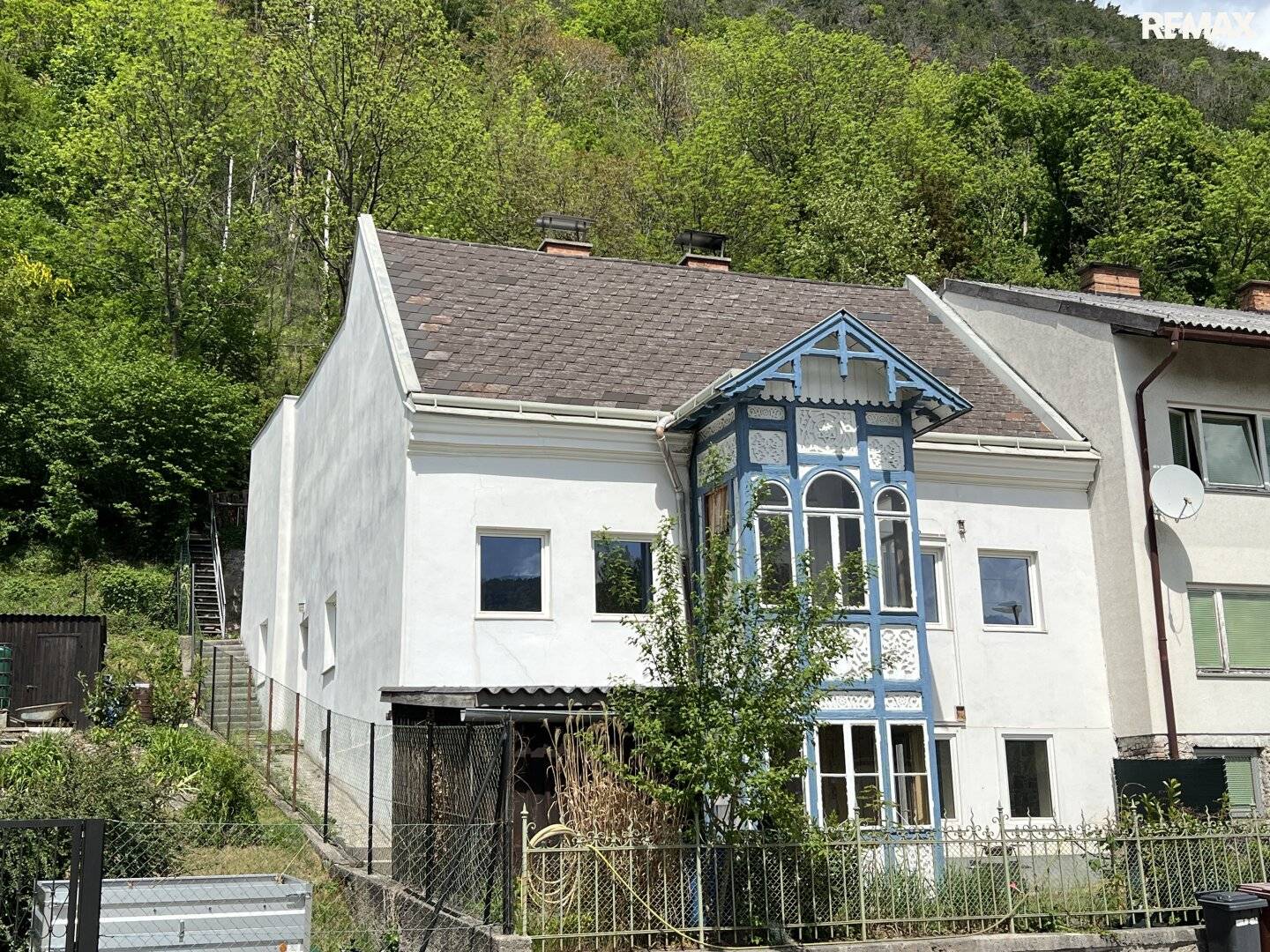 Castle view! Charming single-family house in Gloggnitz on Silbersberg