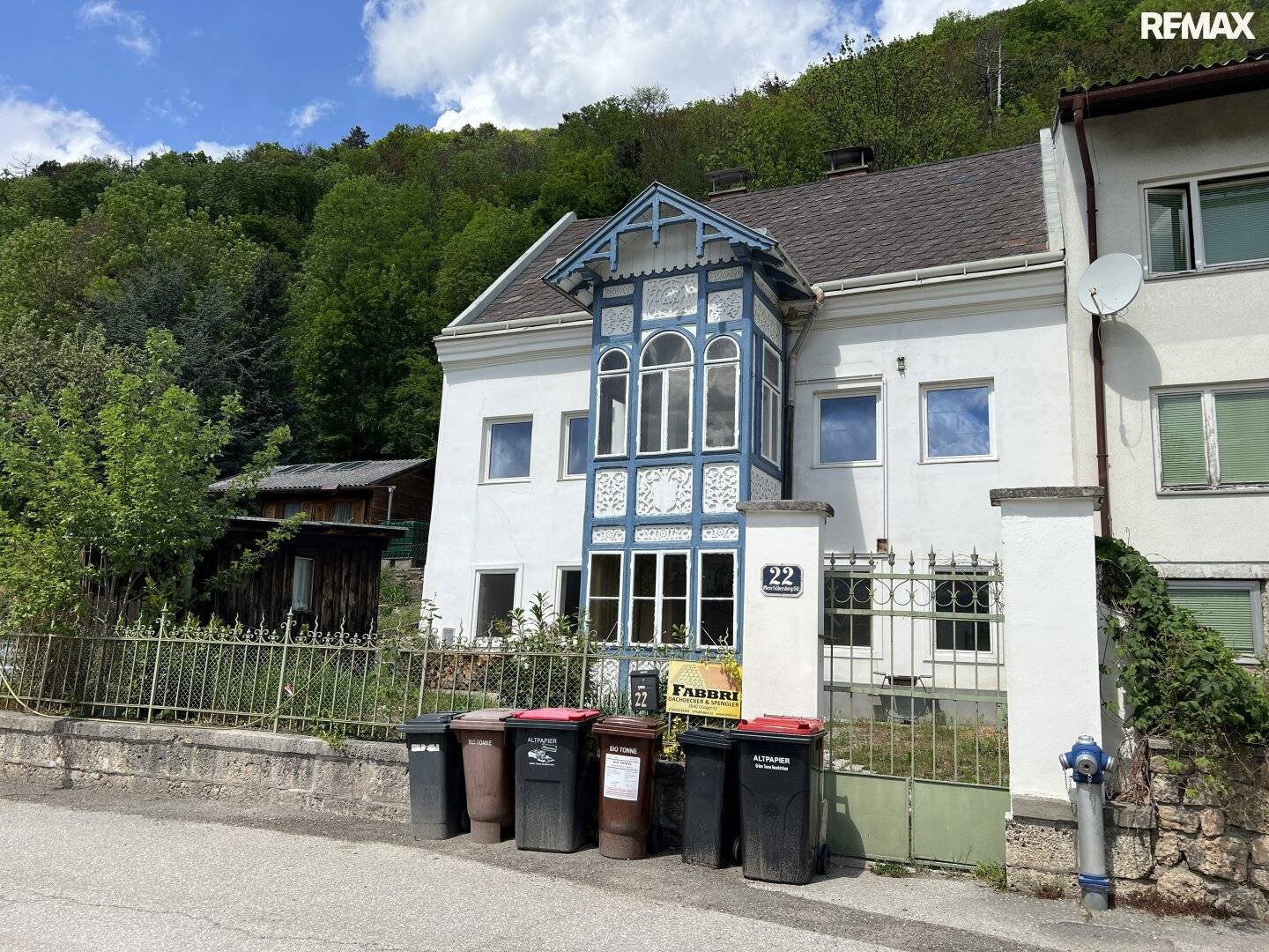 Castle view! Charming single-family house in Gloggnitz on Silbersberg