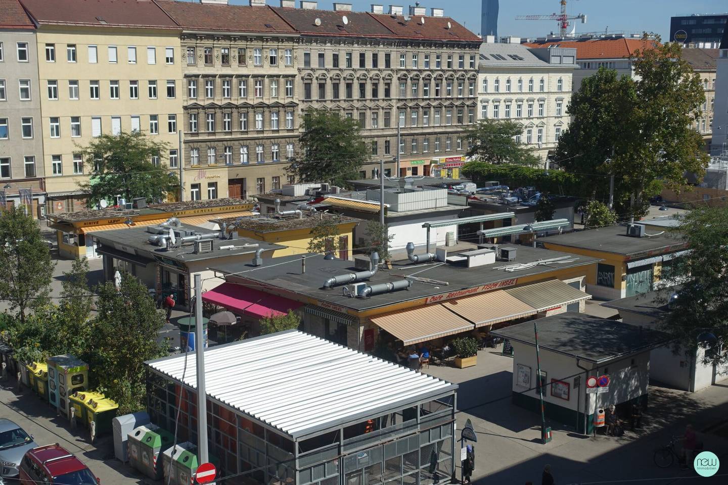 Directly at Volkertmarkt / 163 m² storage rooms / gastronomy not permitted / basement