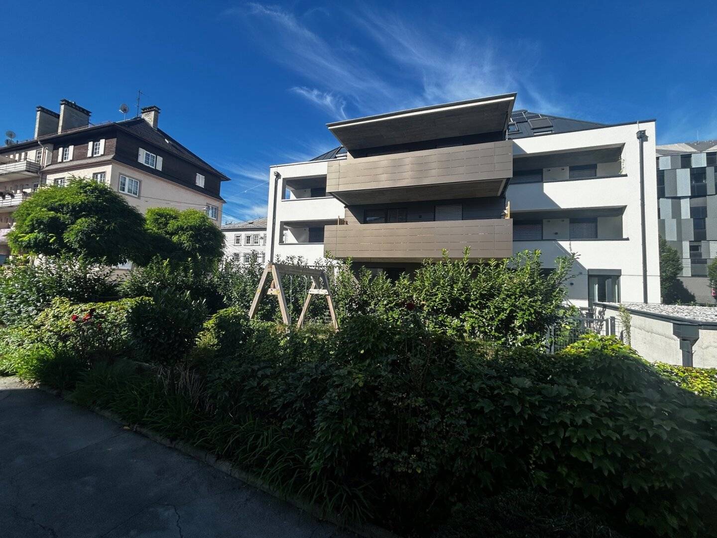 Investment property: Rented 2-room garden apartment in a central location