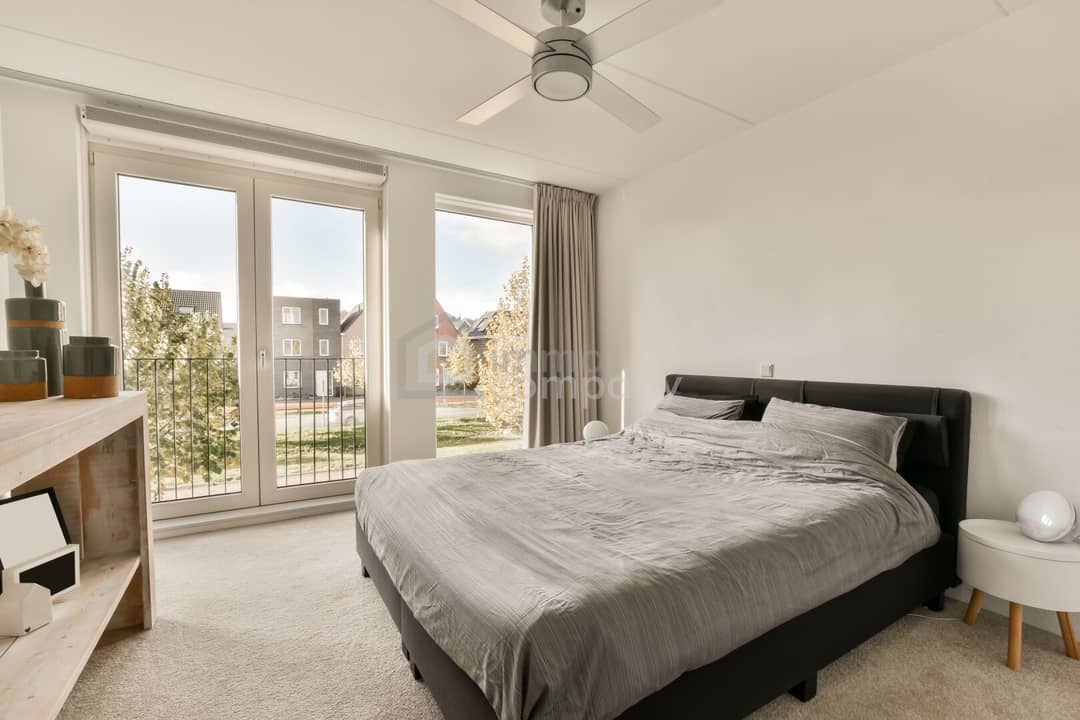 Erstbezug Neubau Wohnung mit Garten und Terrasse