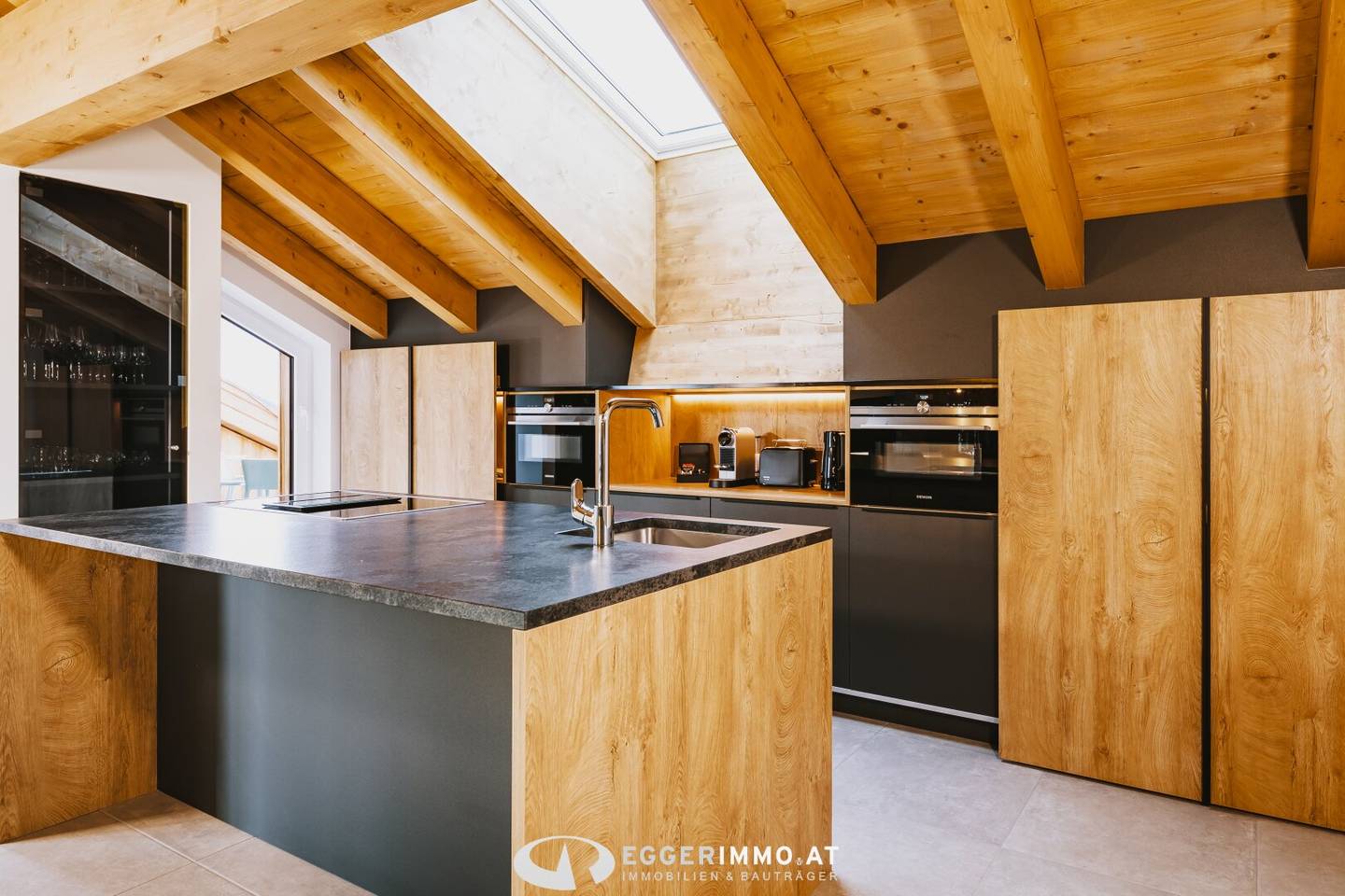 Zell am See / Schüttdorf - Buy to let, Luxurious Penthouse Apartment, within walking distance to the ski lift - Investment and holiday enjoyment