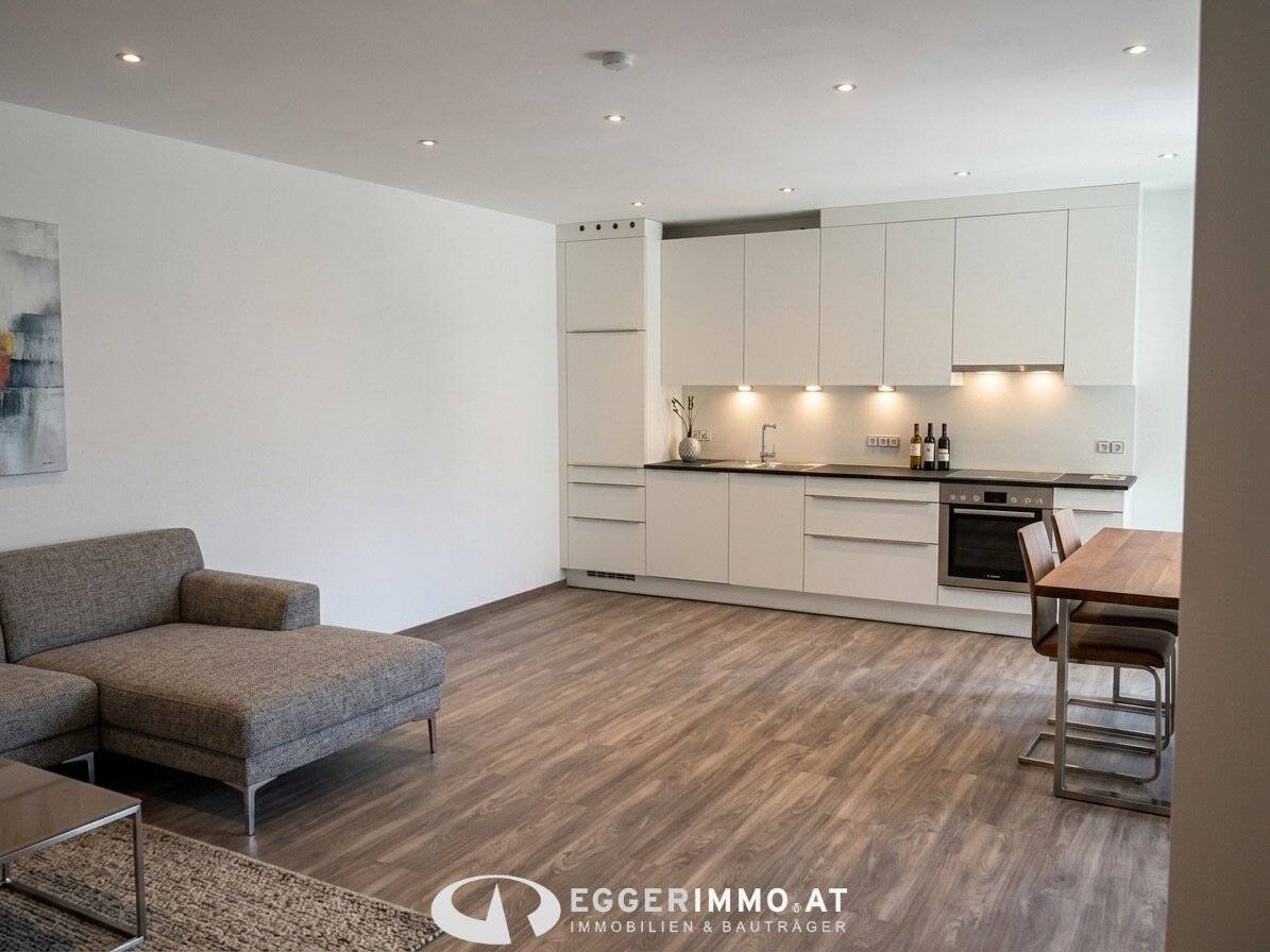 Like-new, modern 2-room apartment with lake view in Zell am See / Thumersbach for sale