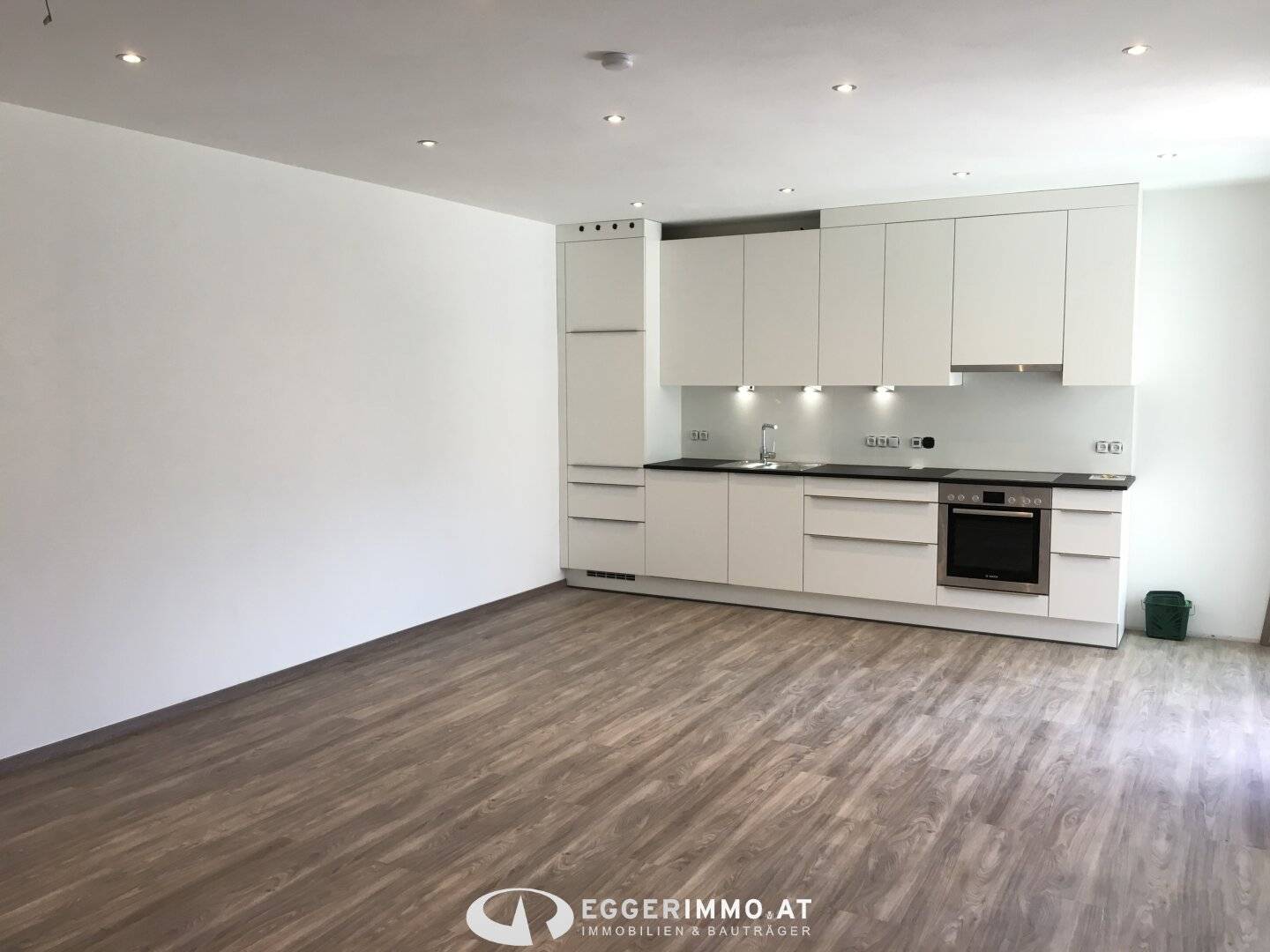 Like-new, modern 2-room apartment with lake view in Zell am See / Thumersbach for sale