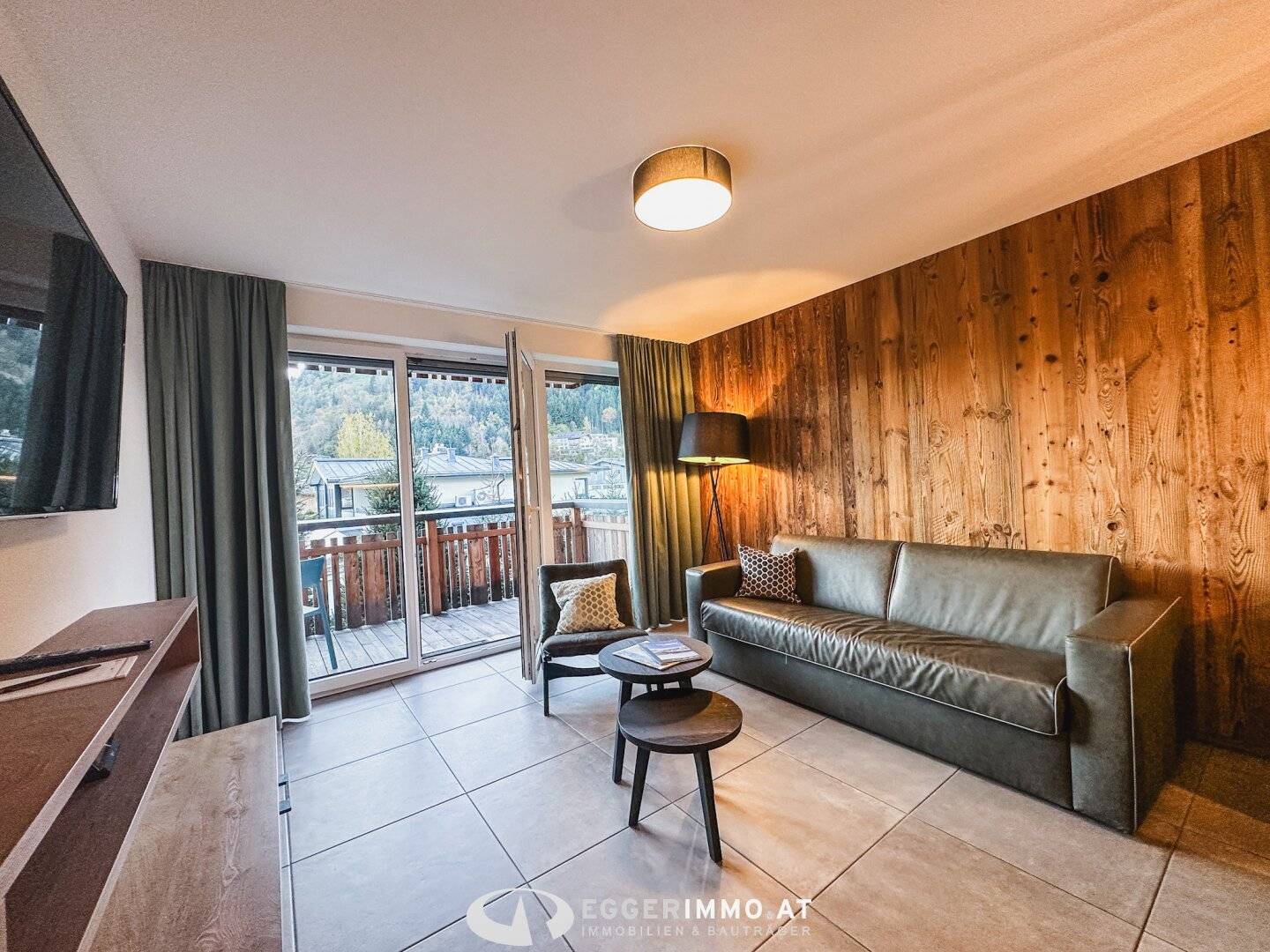 Ownership in a holiday residence, Buy to let apartment for sale in Zell am See, near ski lift, pool, sauna