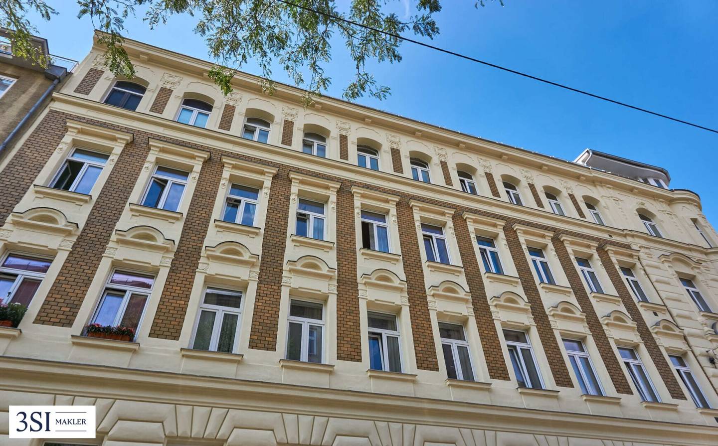 Hütteldorfer Street 97