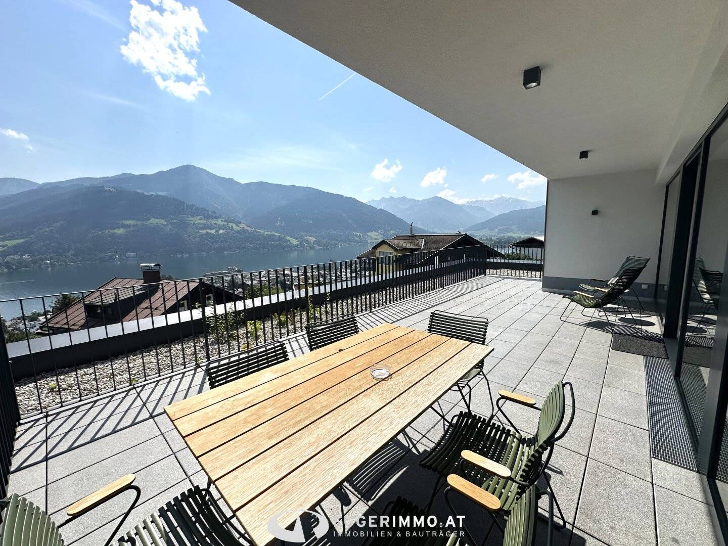 5700 Zell am See: Investment with self-use; 3-room apartment 79 m² with 45 m² terrace, lake view, unobstructed panoramic view, like-new !!