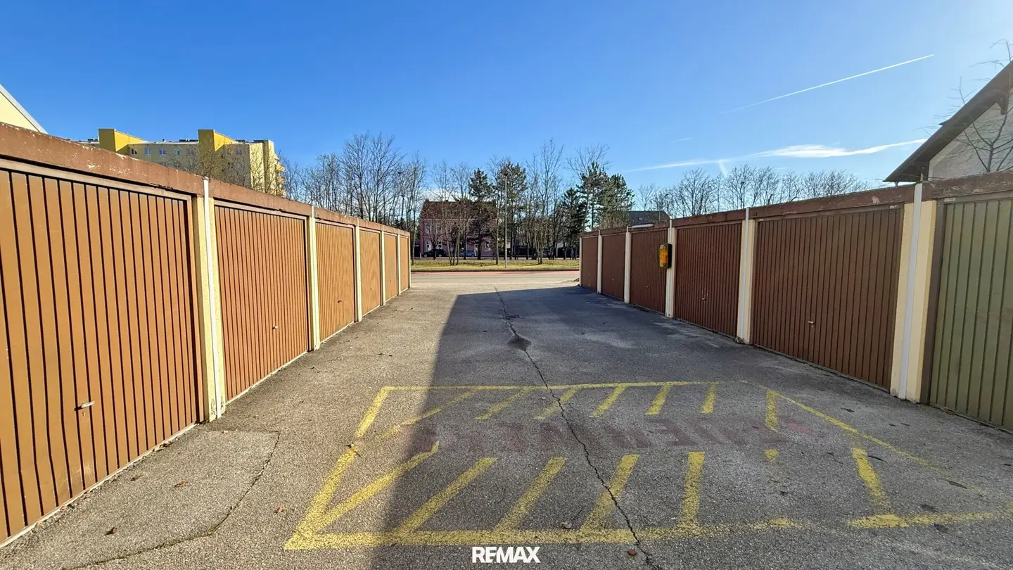 Garages for sale in Zehnerviertel