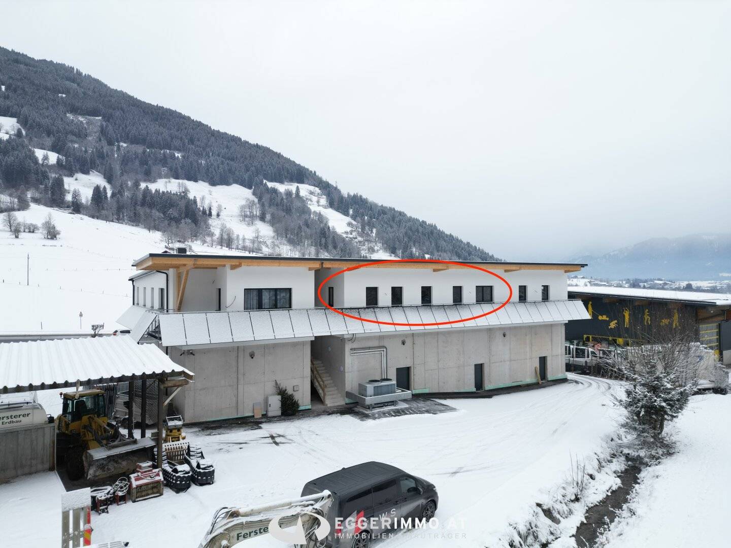 Modern new build office spaces (optionally including service apartment) in Saalfelden / Harham directly on the B311 for rent