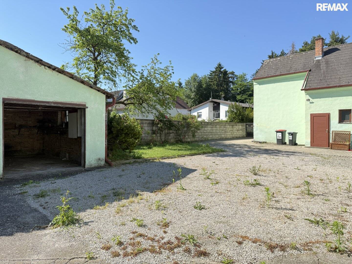 Einfamilienhaus mit sonnigem Garten und Nebengebäuden in Zillingdorf-Bergwerk