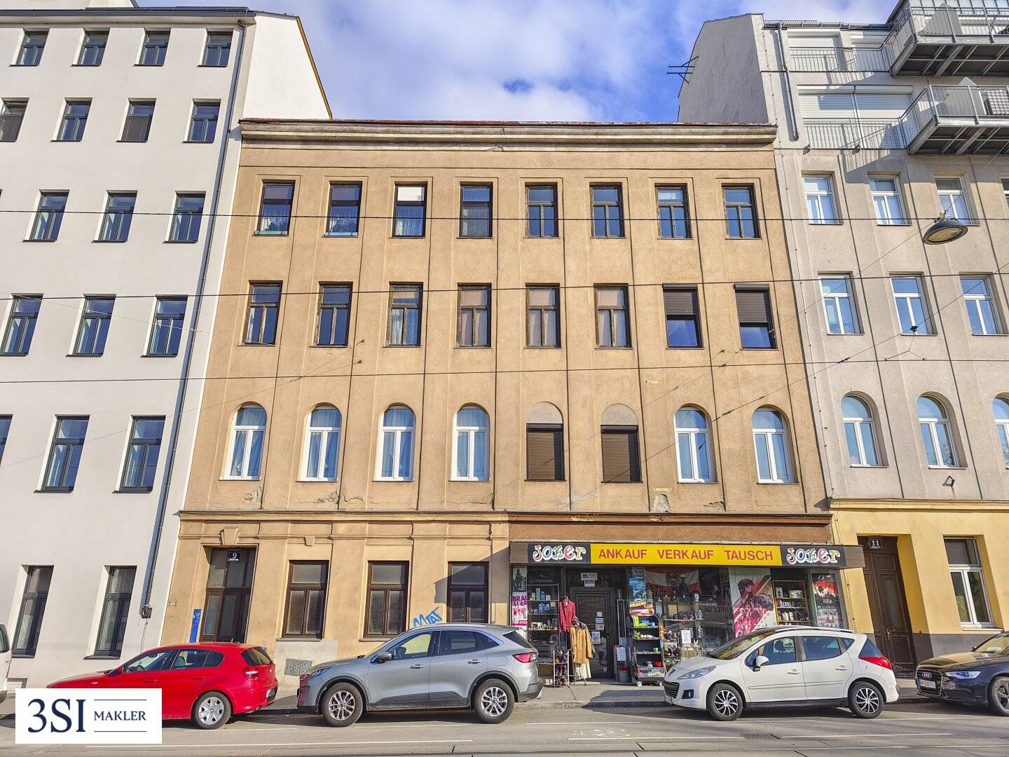 Building permit approved raw attic with large development potential near Sonnwendviertel