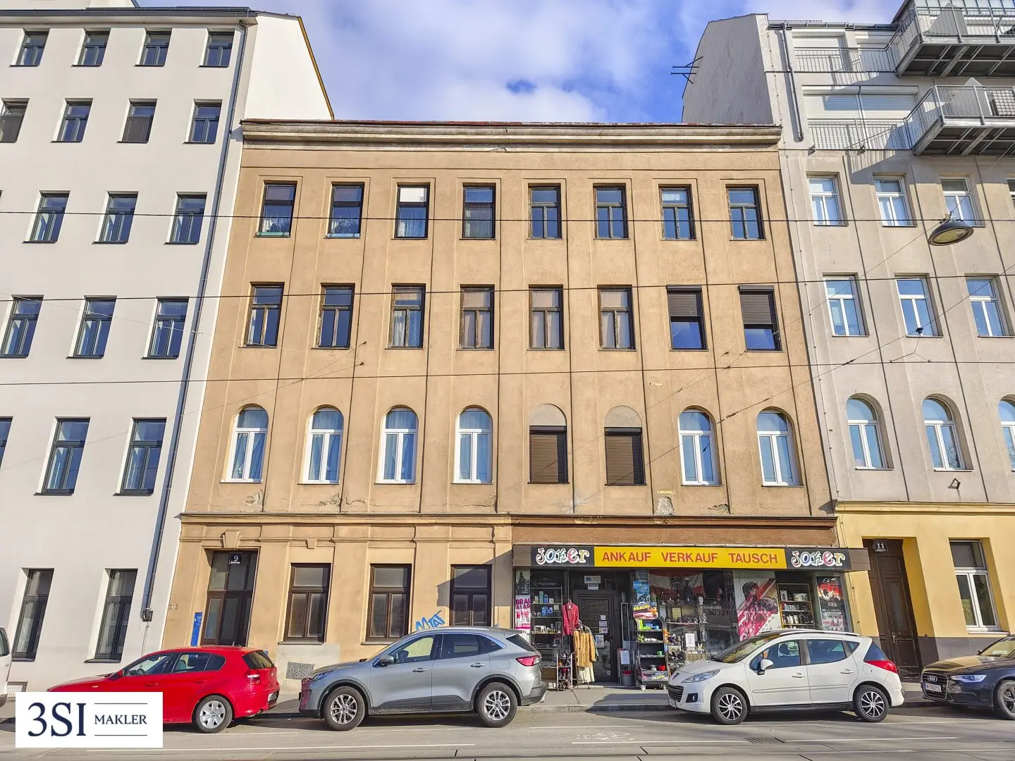 Building permit approved raw attic with large development potential near Sonnwendviertel