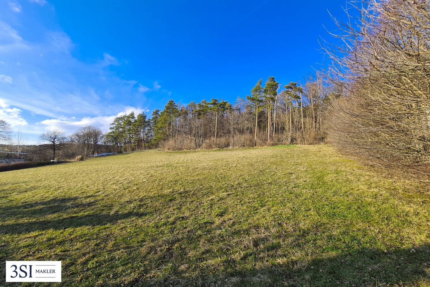 Sonnige Baugründe mit Fernblick in ruhiger Waldrandlage