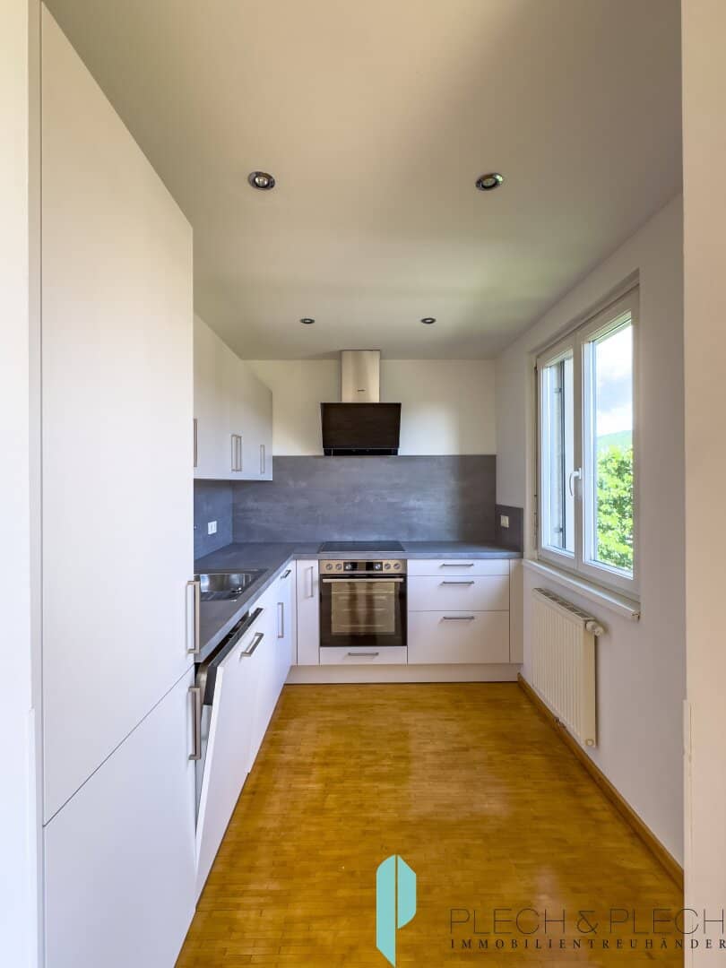 New kitchen - modern 3-room apartment near Dornbacher Straße