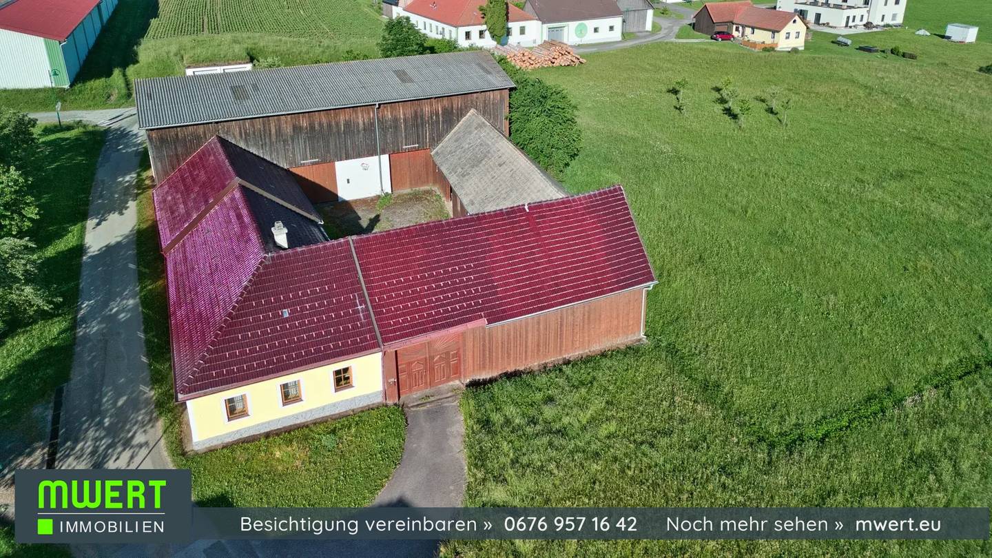 Vierkanthof auf 10.000 m² bei Zwetttl  – ideal für Pferdehaltung