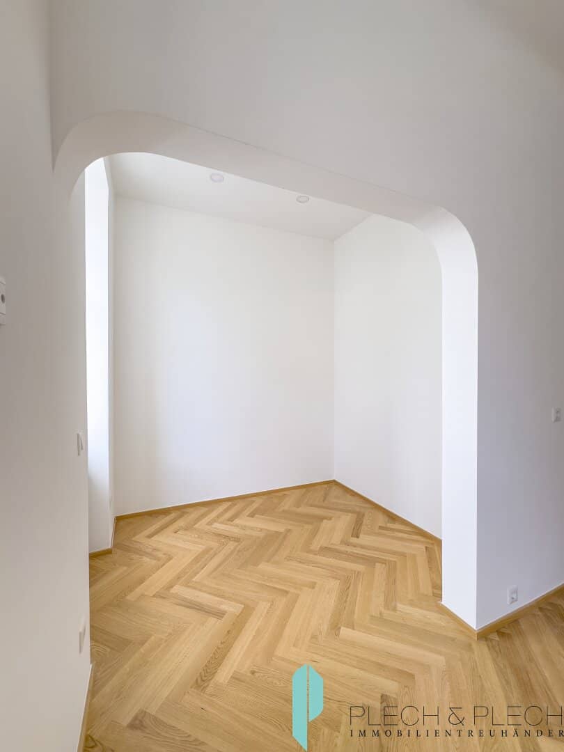 Stilvolle Altbauwohnung mit modernem Wohnkomfort – frisch saniertes 1,5 Zimmer-Juwel