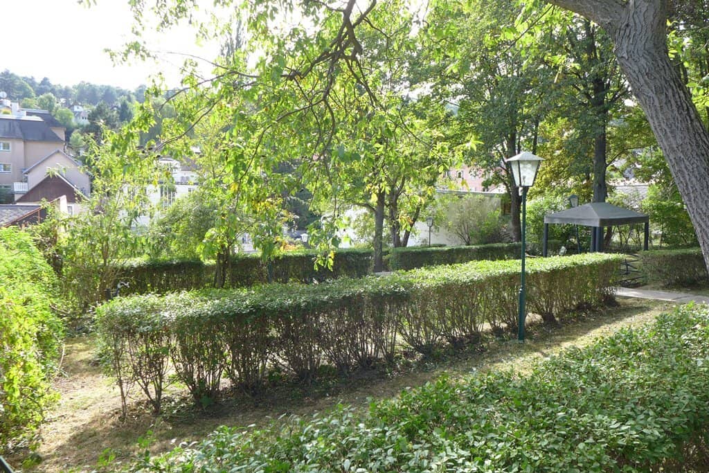 Interessante Villenliegenschaft mitten in Neustift!
