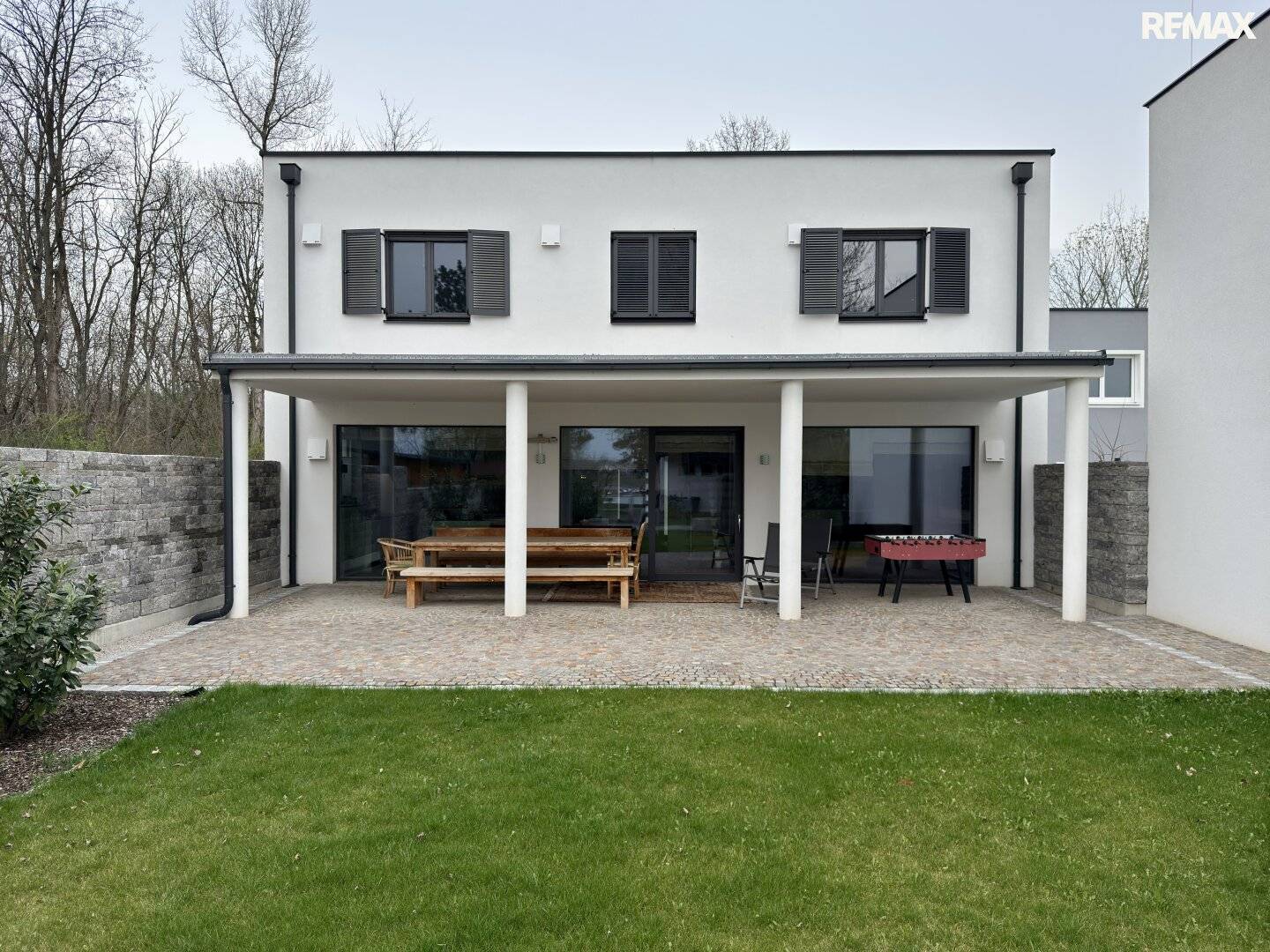 Seeluft - Einfamilienhaus auf Pachtgrund mit ca. 189 m² Wfl. am Neudörflersee zu kaufen!