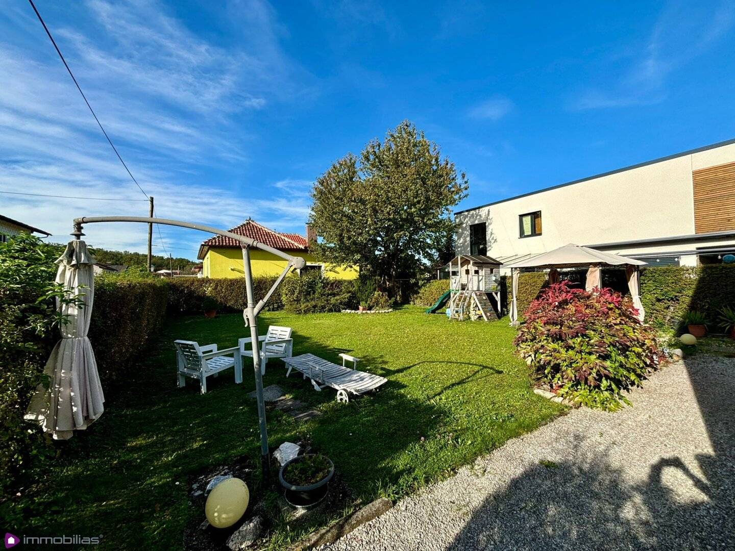 Ein Ort zum Aufatmen – Ihr Zuhause mit Garten und Herz! Superädifikat/ Pachtgrund