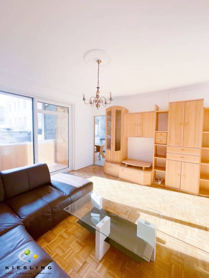 Attraktive Anlagewohnung in 1100 Wien: teilmöblierte 1-Zimmer-Wohnung mit Loggia