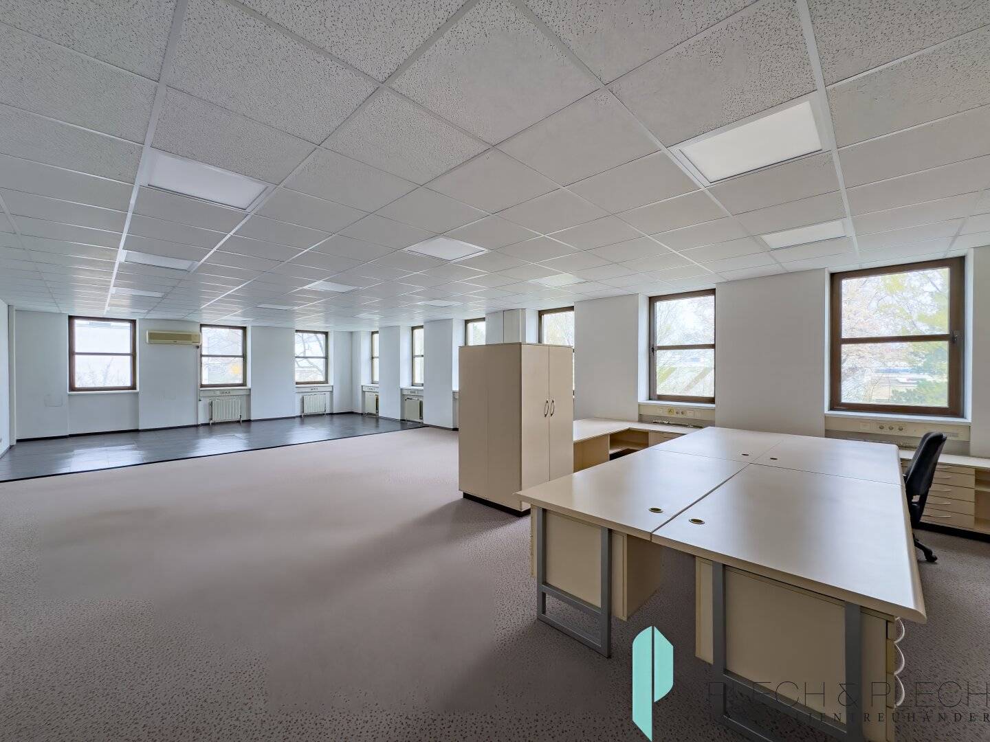 Office space in the Inzersdorf commercial area - TOPI02+I03