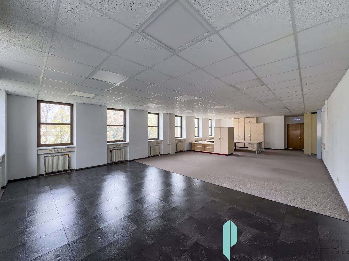 Office space in the Inzersdorf commercial area - TOPI02+I03