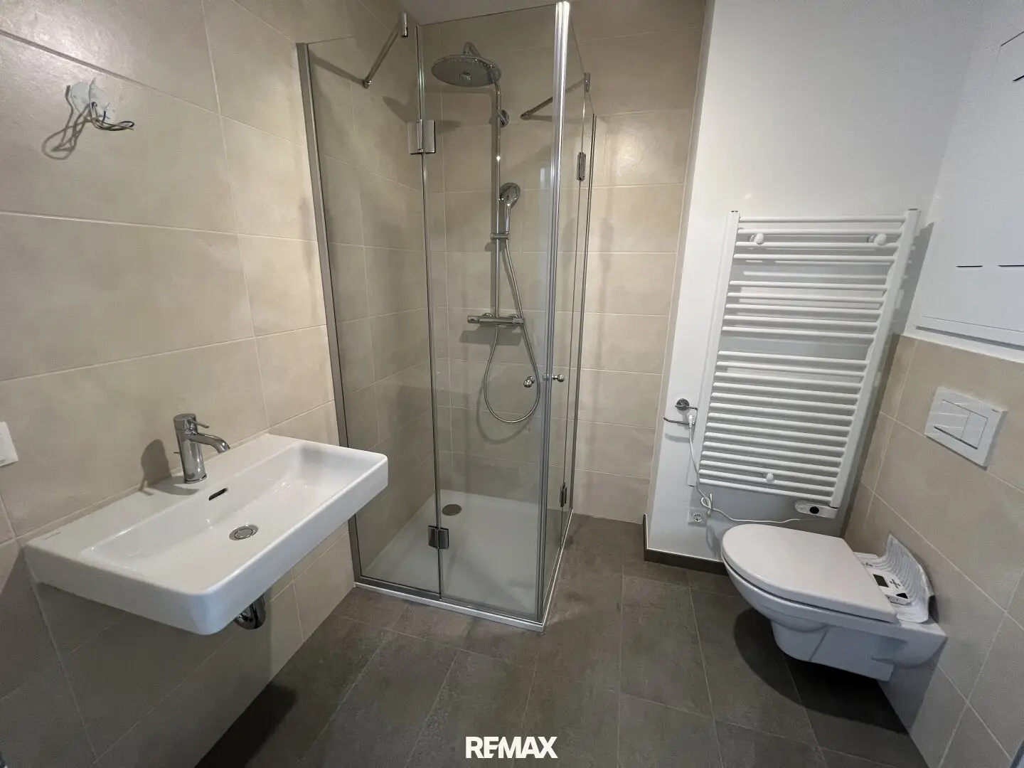 Comfortable living in Wiener Neustadt: 1 room, loggia and more