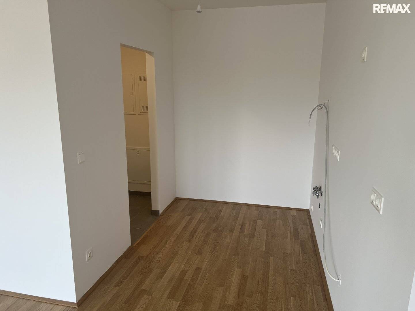 Zehnerviertel, Loggia und modernste Ausstattung! Erstbezug!