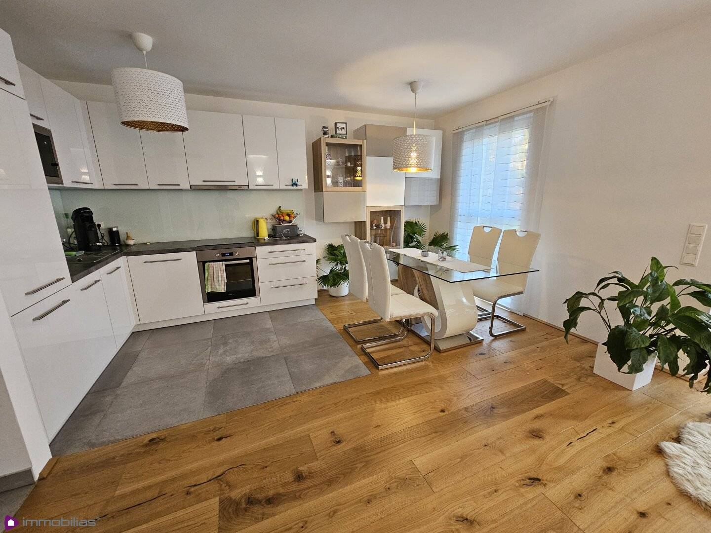 Befristet vermietet- Innenhofbalkon!