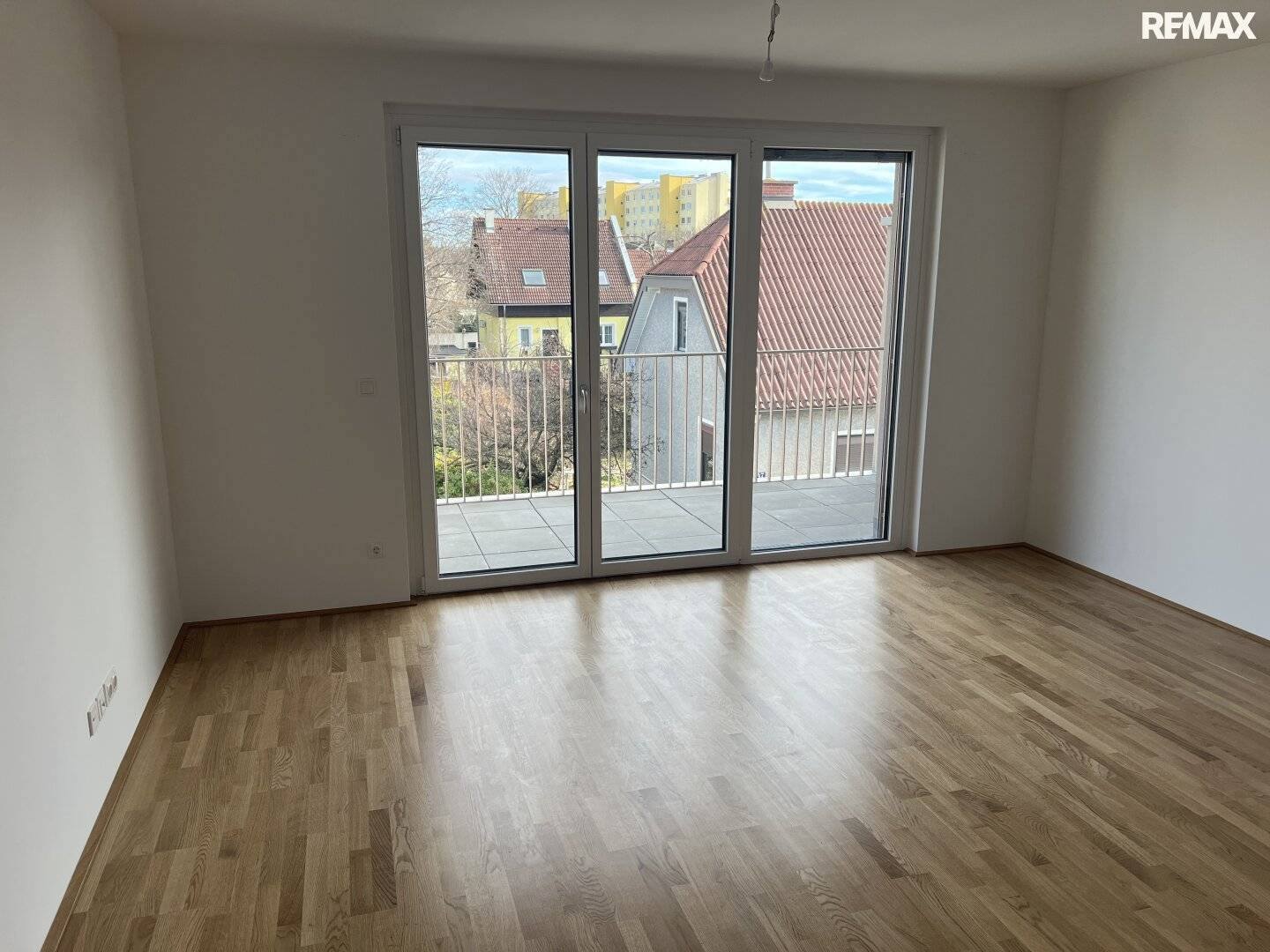 Erstbezug! 2 Zimmer Loggiawohnung im Zehnerviertel