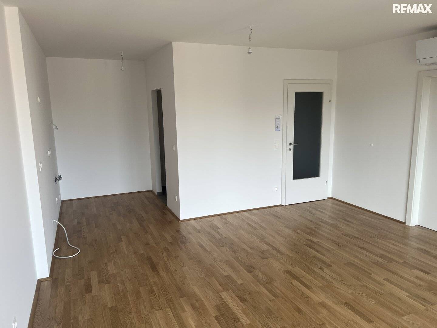 Erstbezug! 2 Zimmer Loggiawohnung im Zehnerviertel
